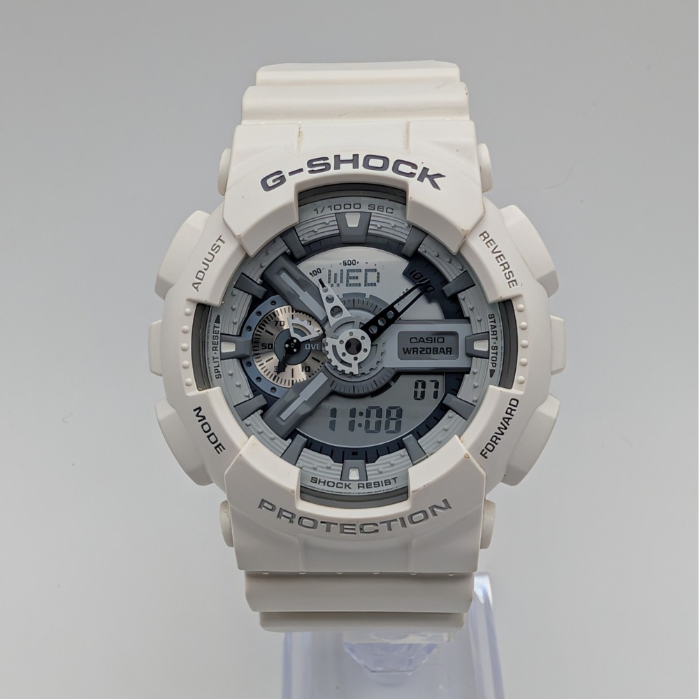 Casio G-Shock GA-110C Watch Mens White Analog Digital Shock Resist 5146 Clean